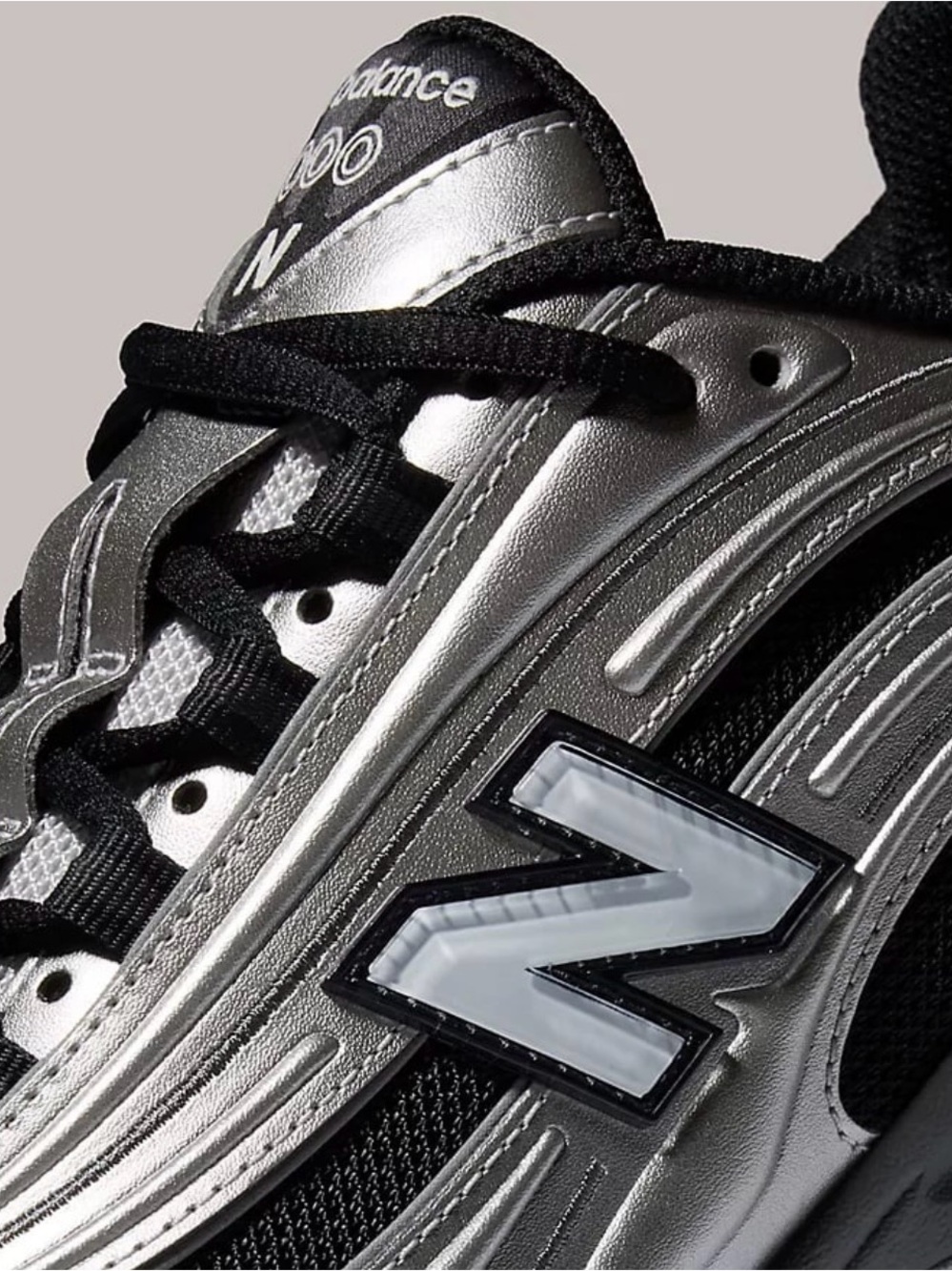 New Balance 1000 Grey Day Y2K Men's Silver Metallic Shoes Sneakers M1000EGR - 11 - Picture 4 of 5